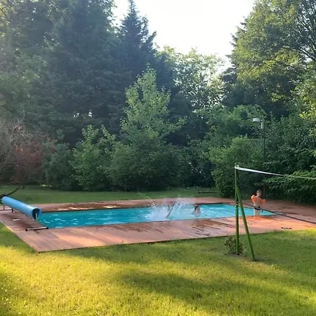 בית נופש Horany Szigetmonostor